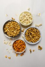 1 GALLON GOURMET POPCORN TIN - Image 2